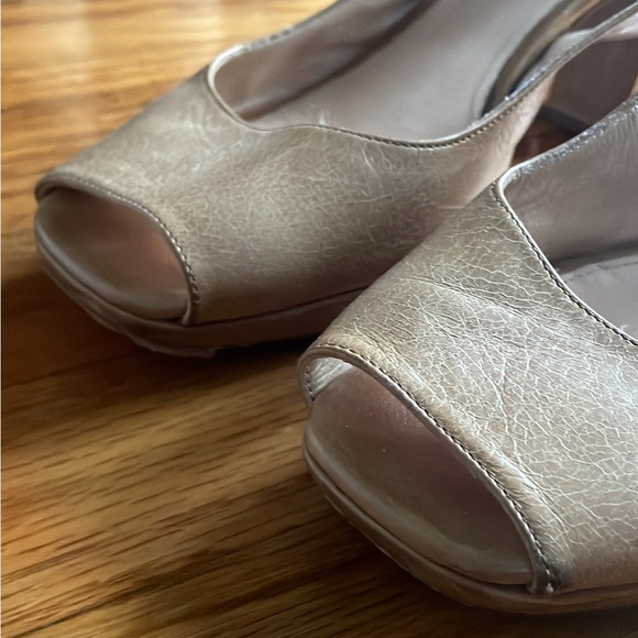 Prada leather peep toe sling back pumps - Picture 8 of 12